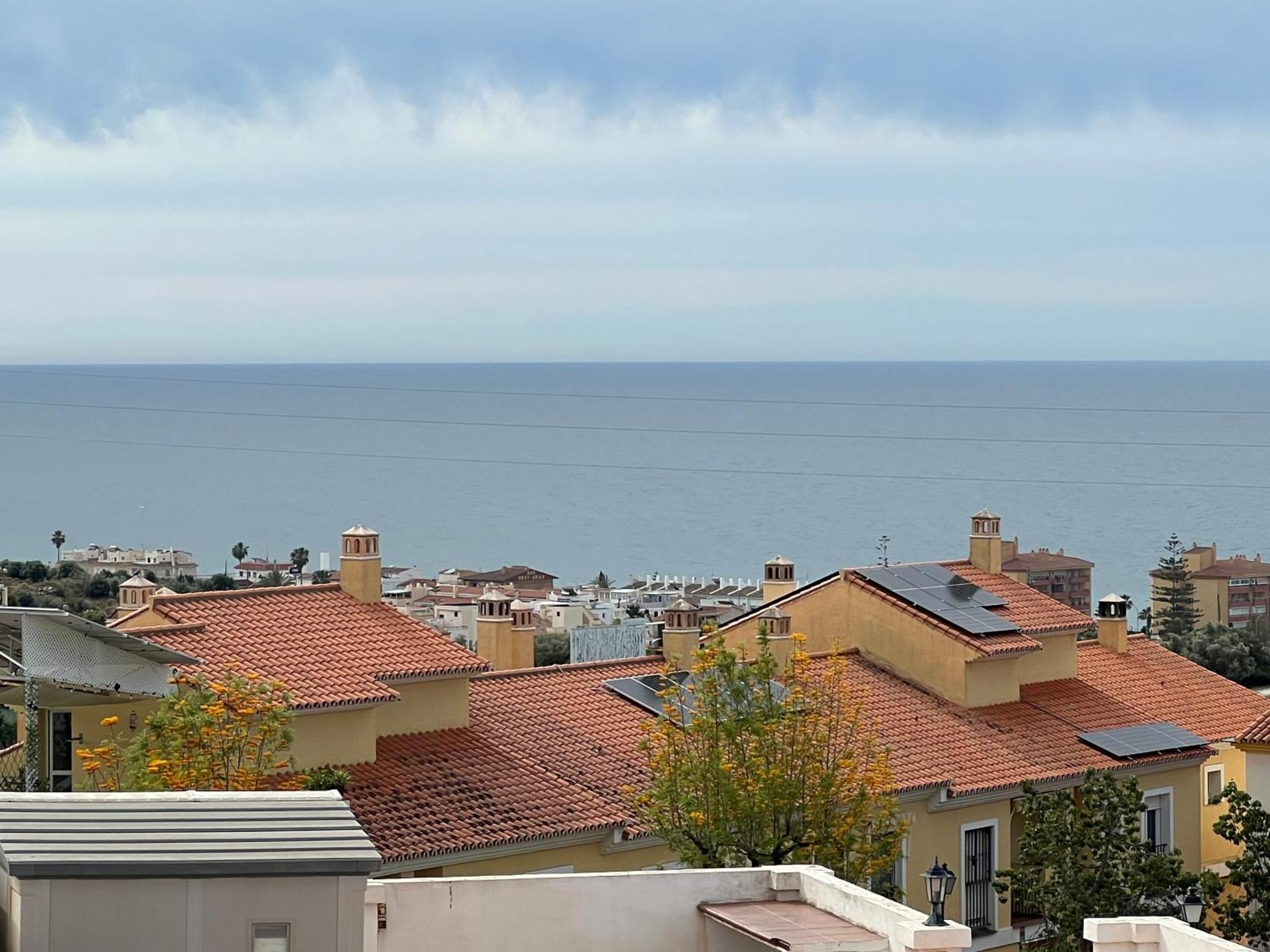 Апартаменты Atico Vistas Al Mar Golf ,Piscina Y Parking Albatros 2 Ринкон-де-ла-Викториа Экстерьер фото